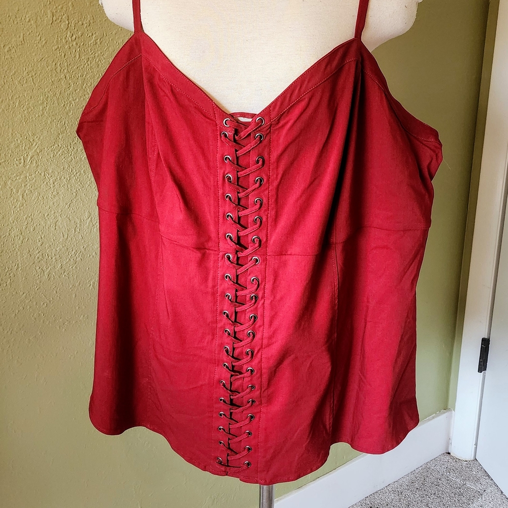 Torrid Women's Red Lace-Up Top Size 5 (28) NWT